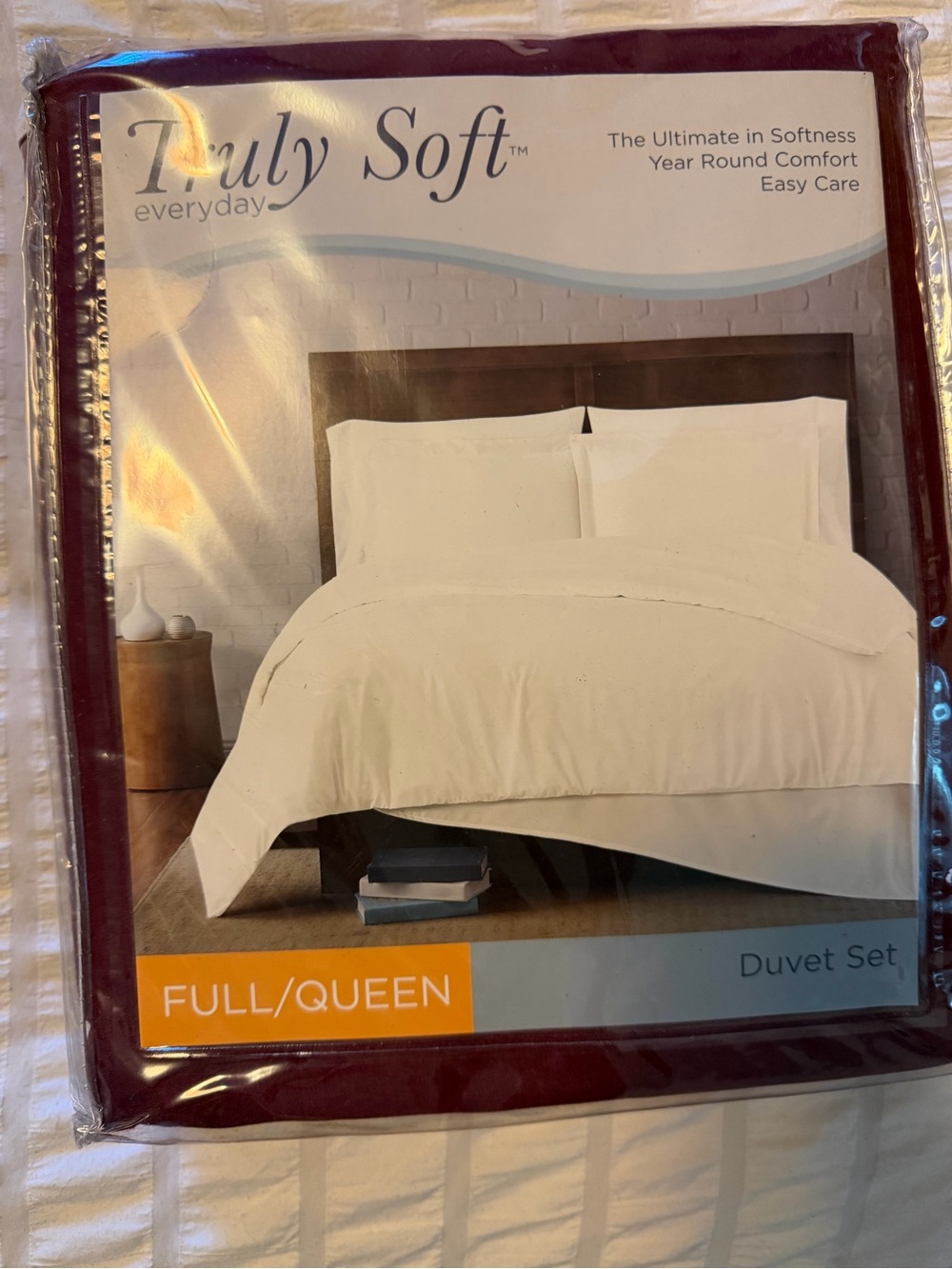Truly Soft Everyday Full/Queen Duvet Cover in Burgundy